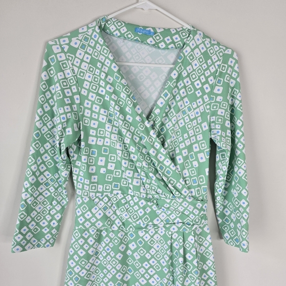 J. McLaughlin Green Geometric Print Faux Wrap Dress Catalina Cloth XS Stretch - Picture 3 of 13